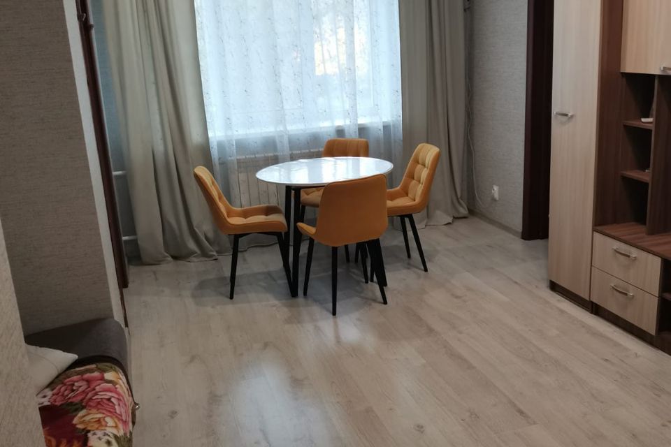 Продаётся 2-комнатная квартира, 39.8 м²