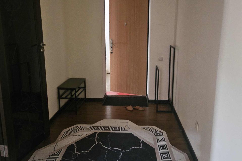 Сдаётся 1-комнатная квартира, 58 м²