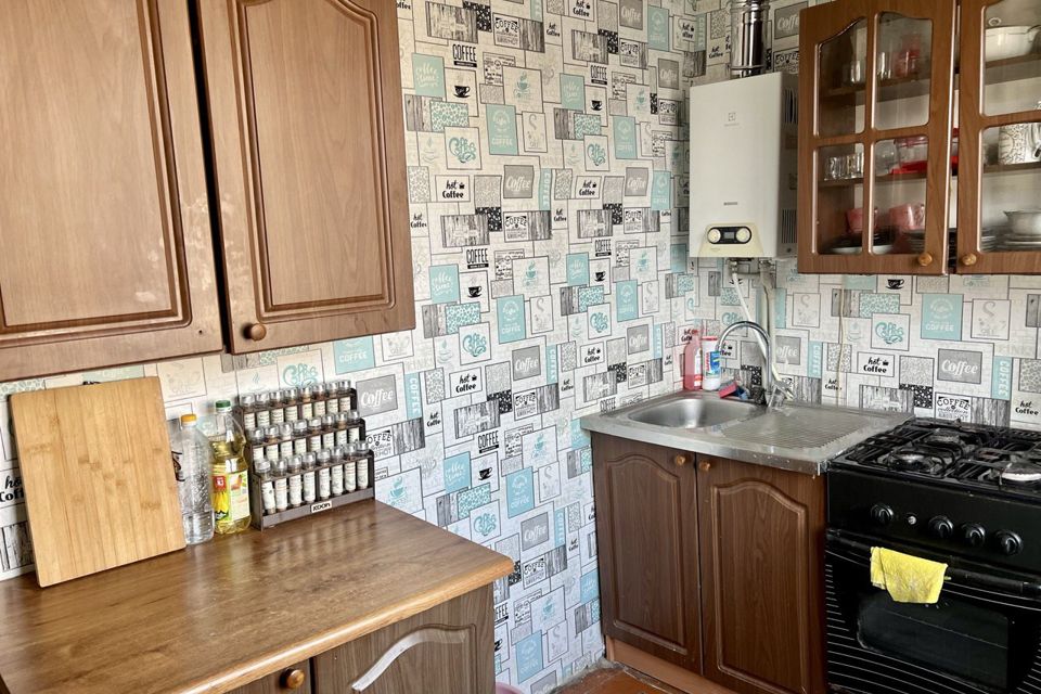 Продаётся 2-комнатная квартира, 42.6 м²