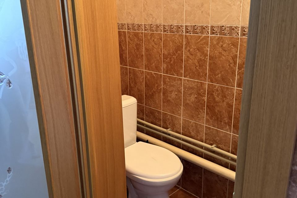 Продаётся 3-этажный дом, 271 м²