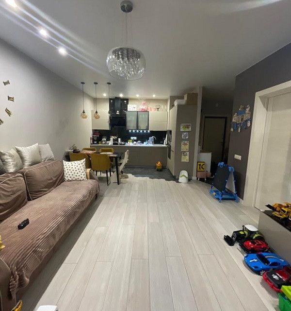 Продаётся 1-комнатная квартира, 46 м²