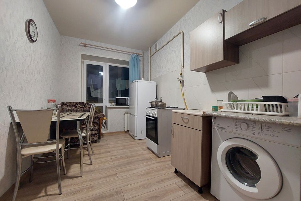 Продаётся 1-комнатная квартира, 38.2 м²