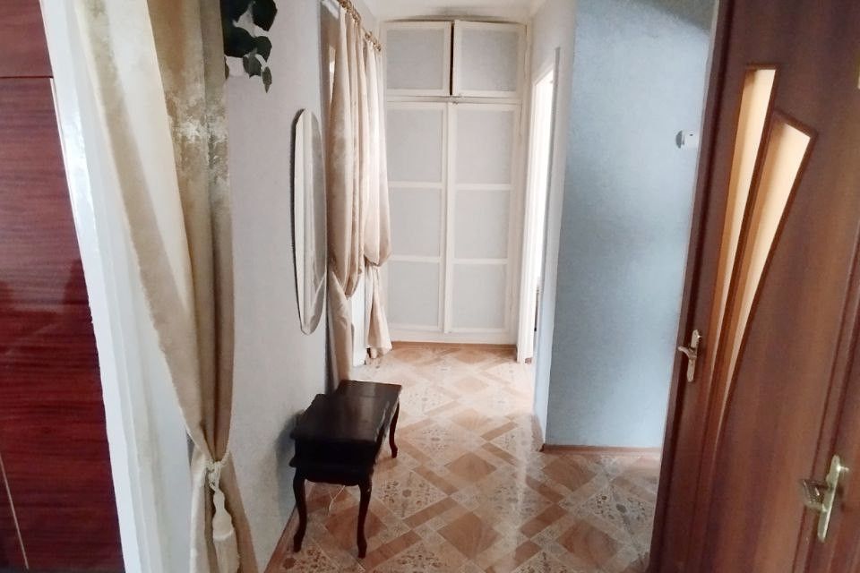 Продаётся 3-комнатная квартира, 53.7 м²