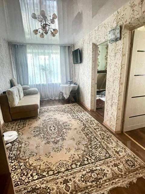 Продаётся 3-комнатная квартира, 42.2 м²