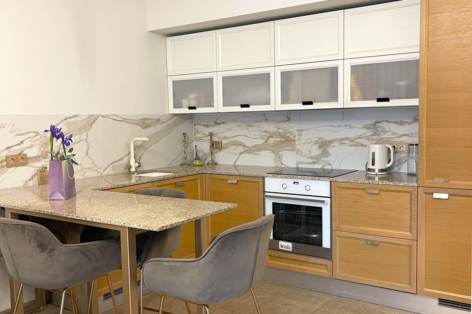Продаётся 2-комнатная квартира, 56 м²