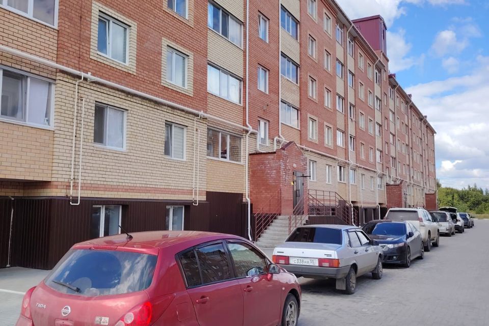 Продаётся 2-комнатная квартира, 47.5 м²