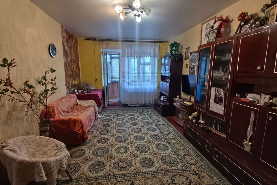 Продаётся 4-комнатная квартира, 79.5 м²