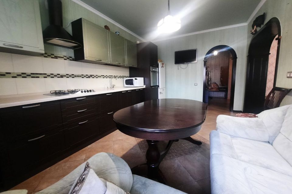 Продаётся 3-комнатная квартира, 96.7 м²
