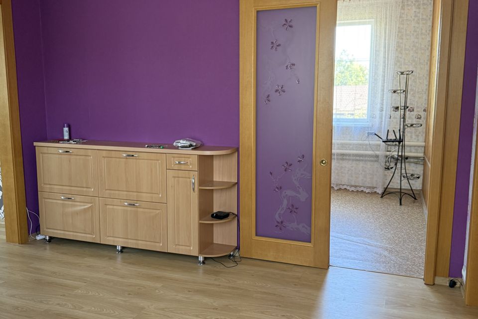 Продаётся 3-этажный дом, 271 м²