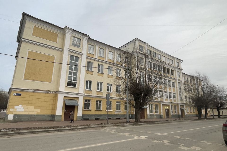 Продаётся 2-комнатная квартира, 55.8 м²