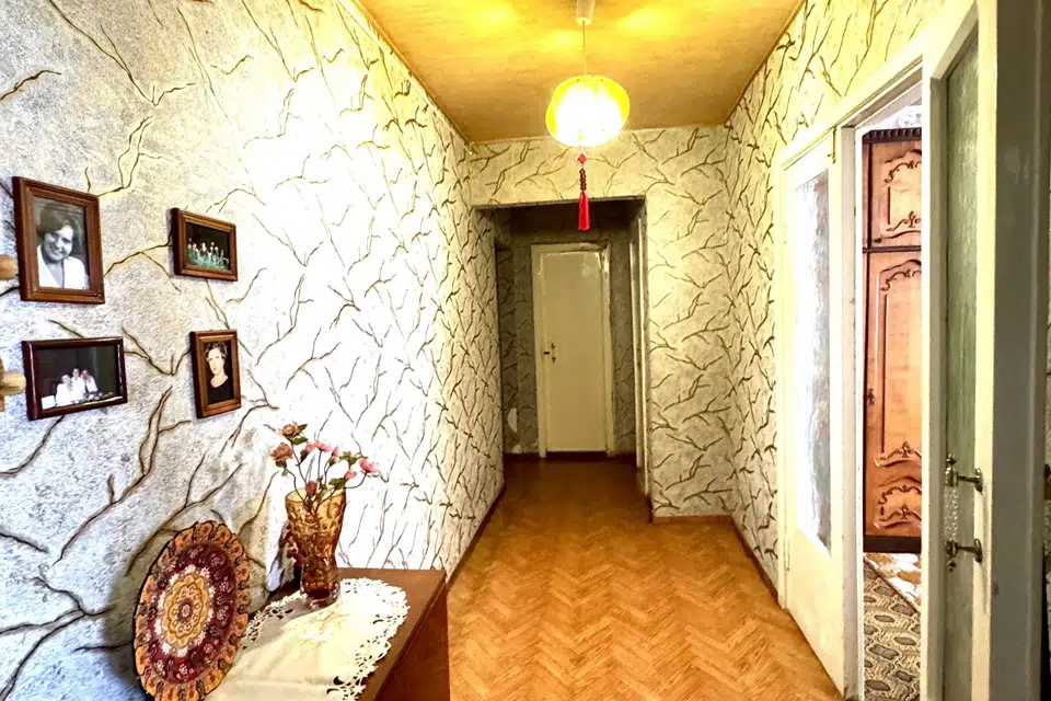 Продаётся 3-комнатная квартира, 72 м²