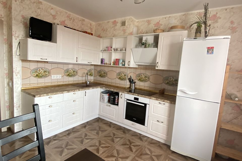 Продаётся 2-комнатная квартира, 65 м²