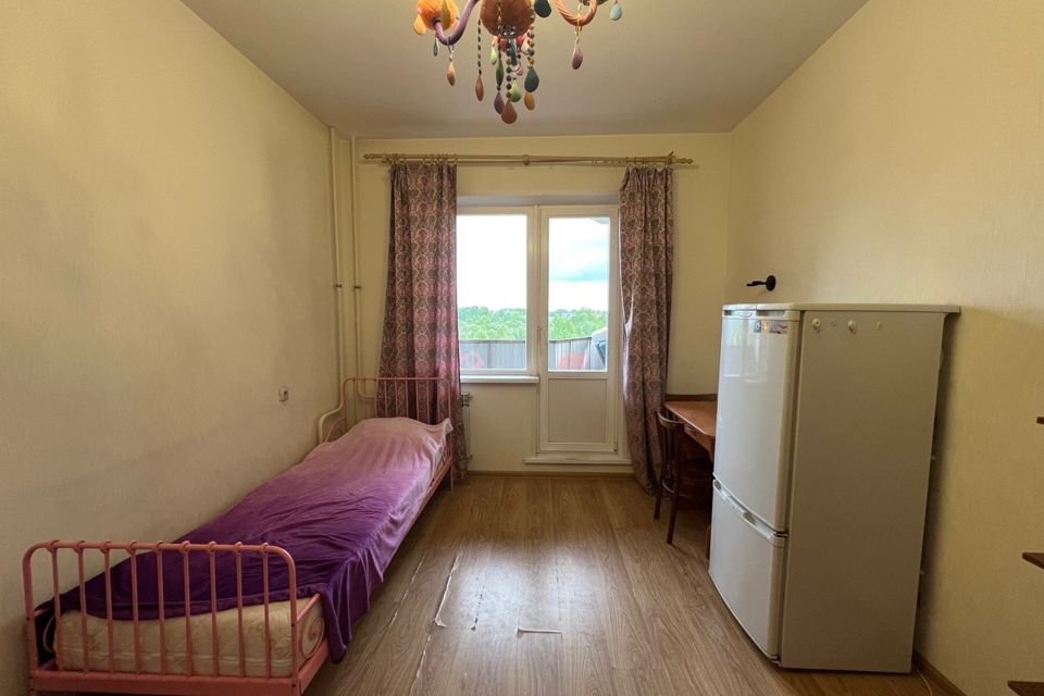 Продаётся комната в 3-комн. квартире, 12.7 м²