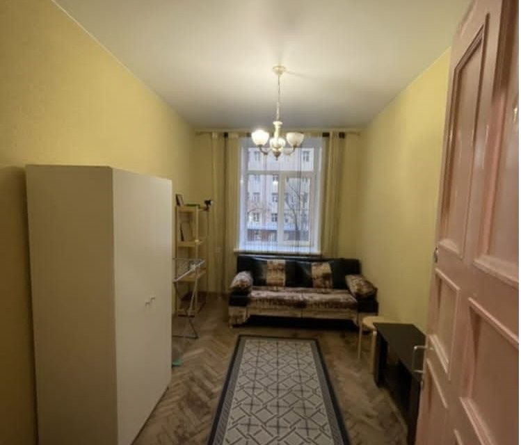 Продаётся комната в 4-комн. квартире, 11.5 м²