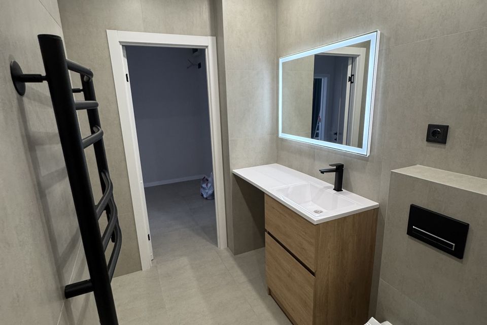 Продаётся 3-комнатная квартира, 50.8 м²
