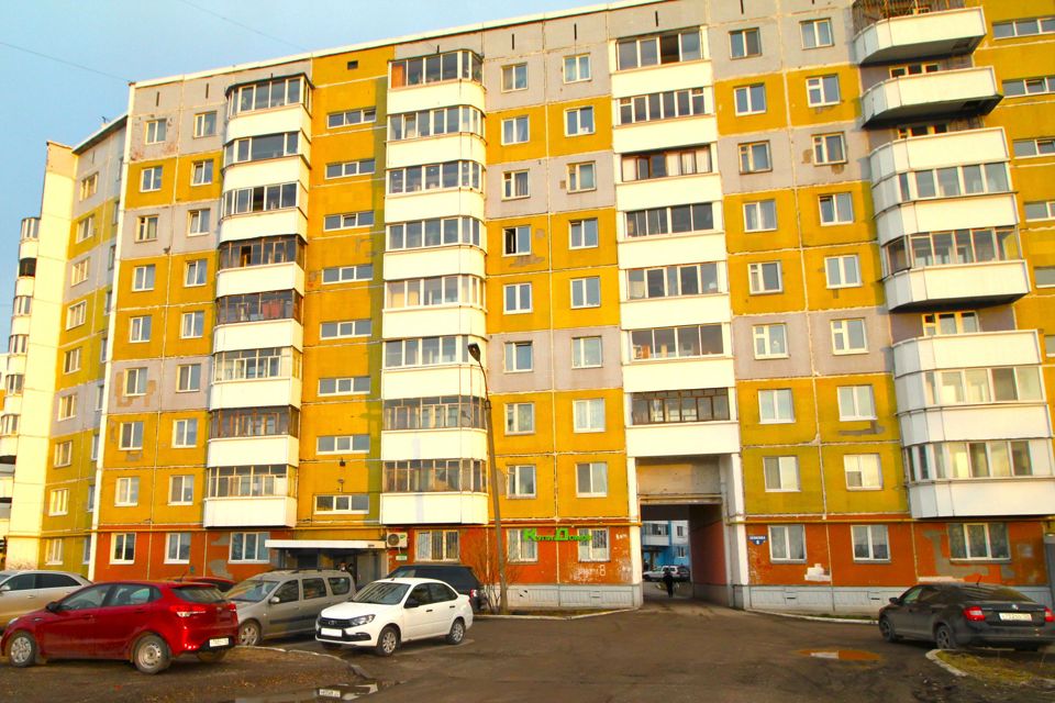 Продаётся 4-комнатная квартира, 86 м²