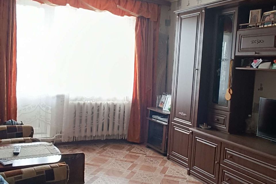 Продаётся 3-комнатная квартира, 64.7 м²