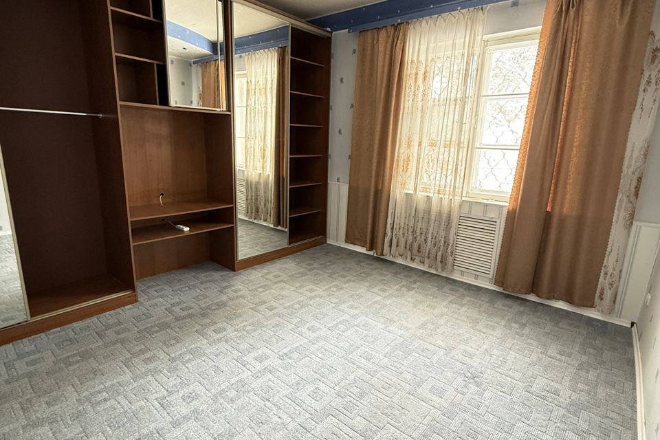 Продаётся 3-комнатная квартира, 77.3 м²