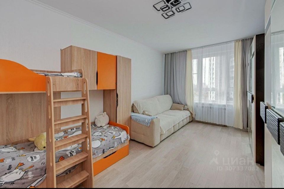 Продаётся 1-комнатная квартира, 38.2 м²