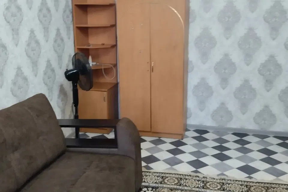 Продаётся 3-комнатная квартира, 59.5 м²
