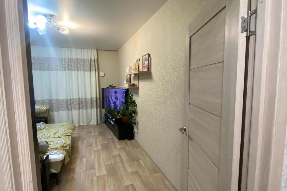Продаётся 1-комнатная квартира, 42 м²