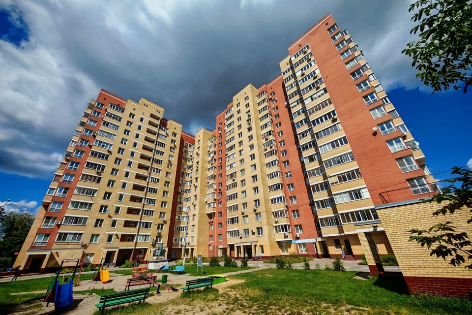 Продаётся 2-комнатная квартира, 57.2 м²
