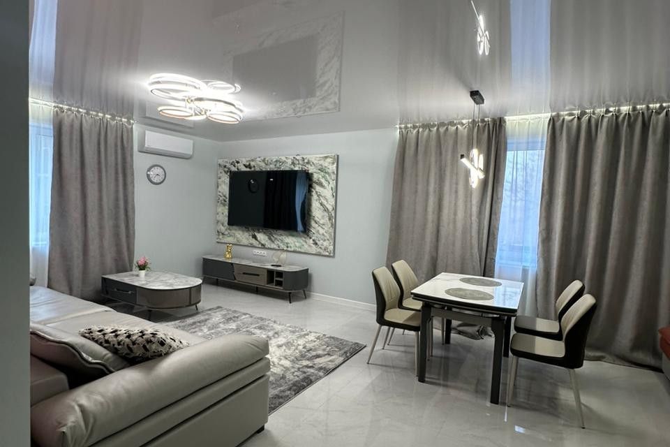 Сдаётся 3-комнатная квартира, 90 м²