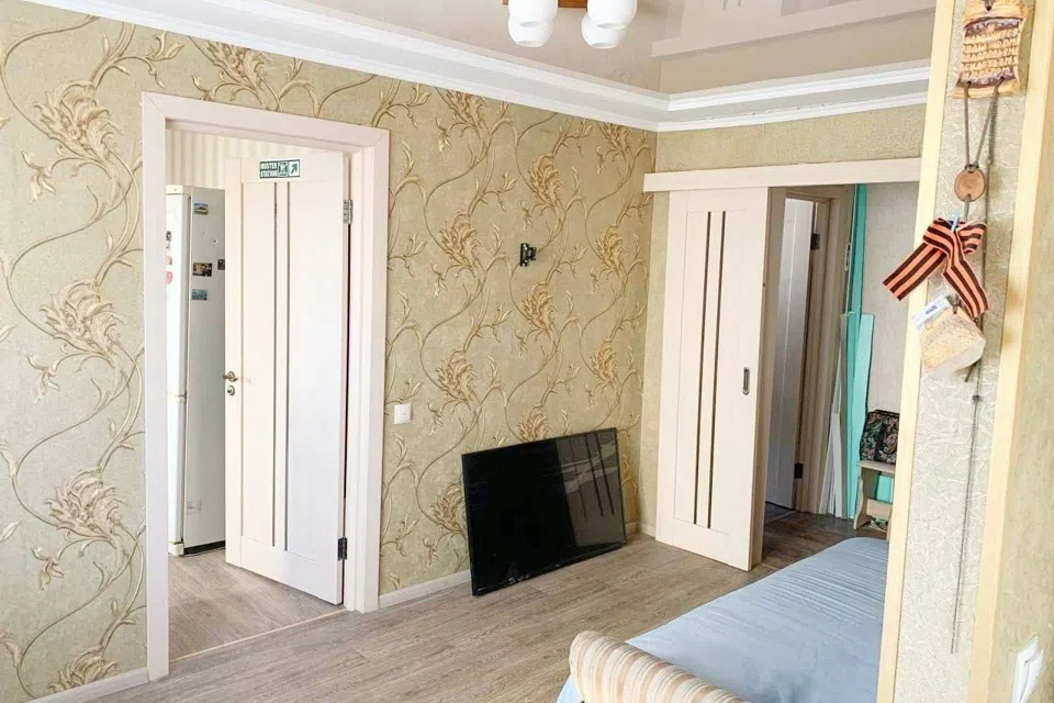 Продаётся 3-комнатная квартира, 53.4 м²