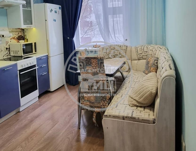 Продаётся 1-комнатная квартира, 33 м²