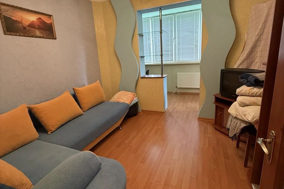 Продаётся 3-комнатная квартира, 70 м²