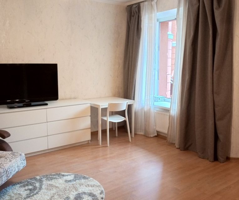 Продаётся 1-комнатная квартира, 41.3 м²