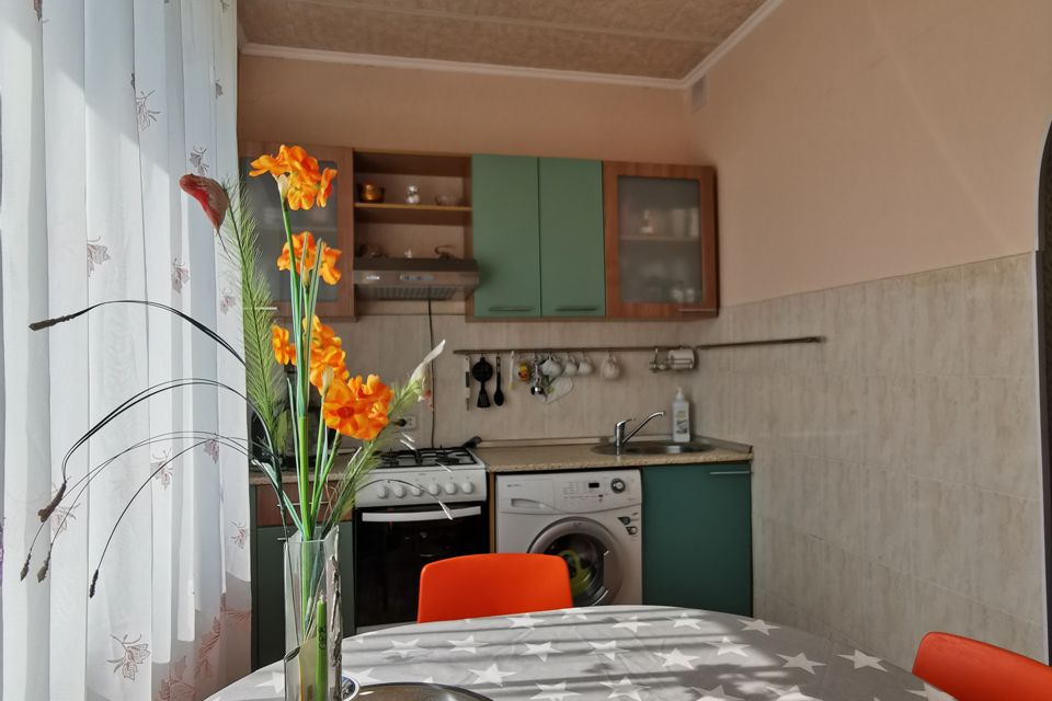 Продаётся 1-комнатная квартира, 41.9 м²