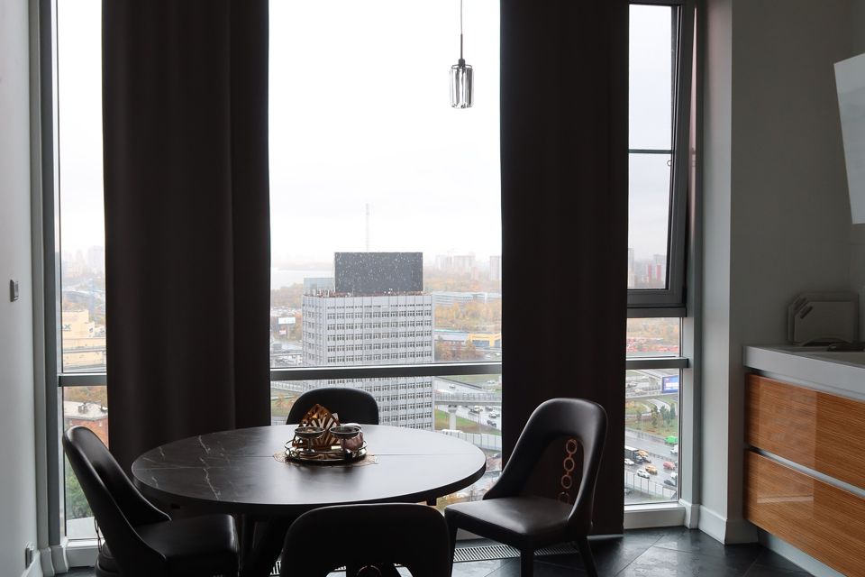Продаётся 2-комнатная квартира, 85 м²