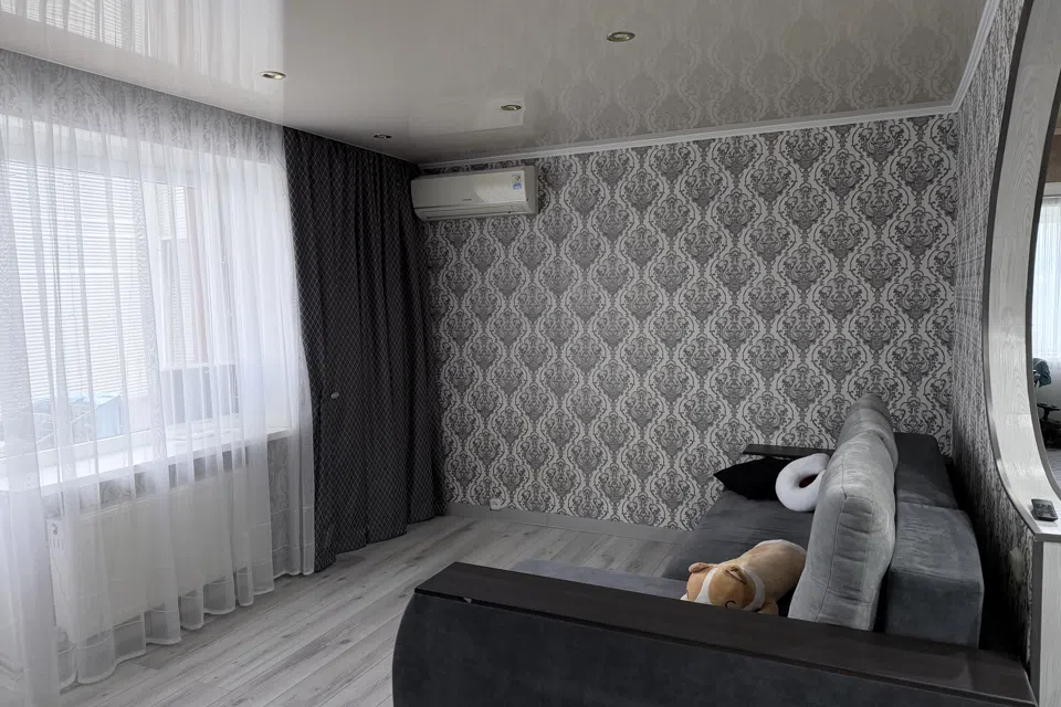 Продаётся 2-комнатная квартира, 55.9 м²