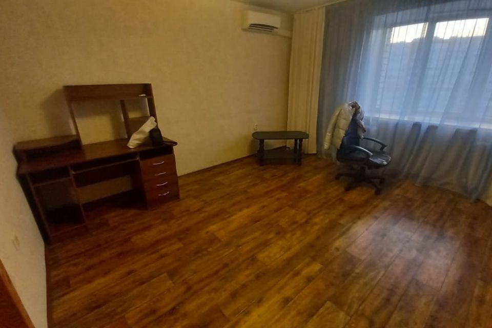 Сдаётся 2-комнатная квартира, 60 м²