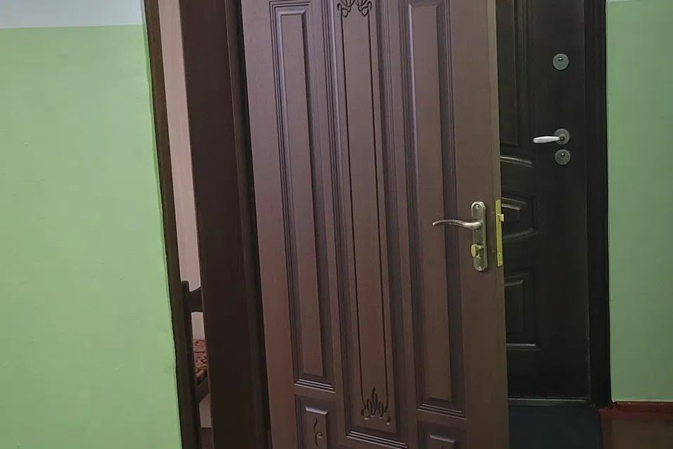 Продаётся комната в 1-комн. квартире, 13 м²