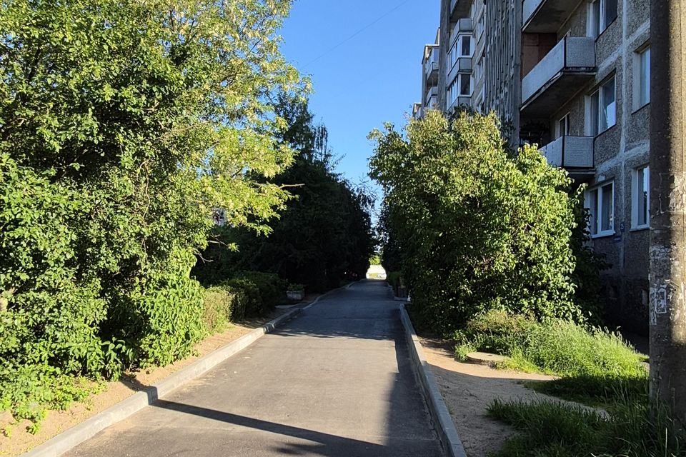 Продаётся 4-комнатная квартира, 64.3 м²