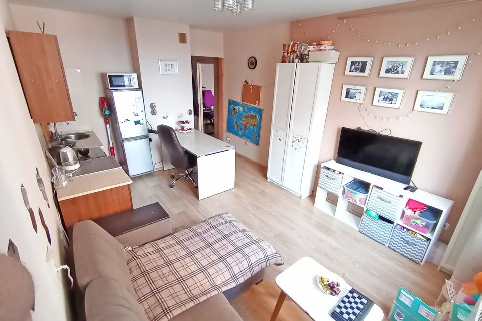 Продаётся 1-комнатная квартира, 40.3 м²