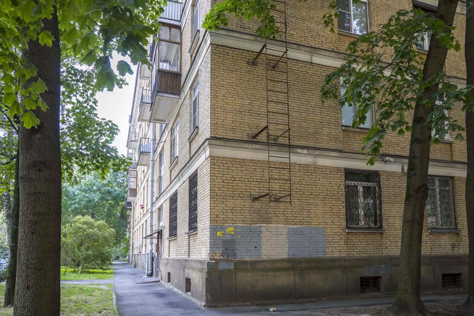 Продаётся 1-комнатная квартира, 42.9 м²