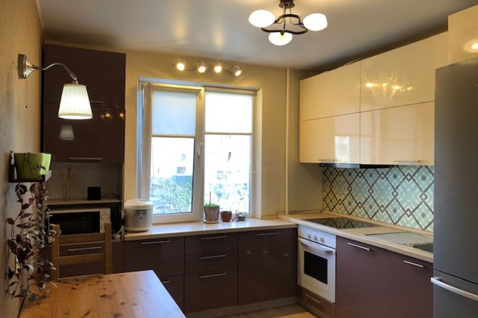 Продаётся 4-комнатная квартира, 78.4 м²
