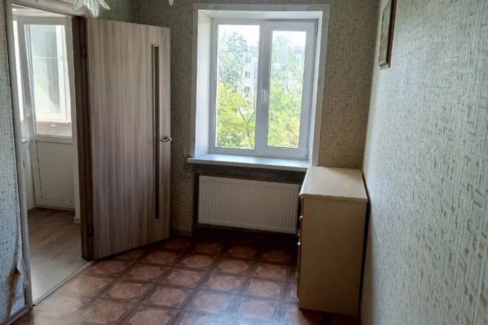 Продаётся 3-комнатная квартира, 54.3 м²