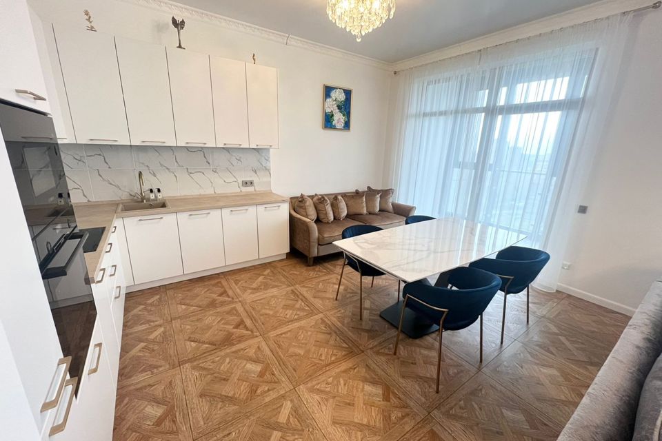 Продаётся 2-комнатная квартира, 78 м²