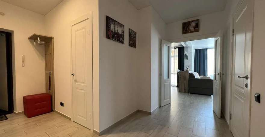 Сдаётся 1-комнатная квартира, 70 м²