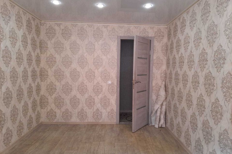 Продаётся 2-комнатная квартира, 40.7 м²