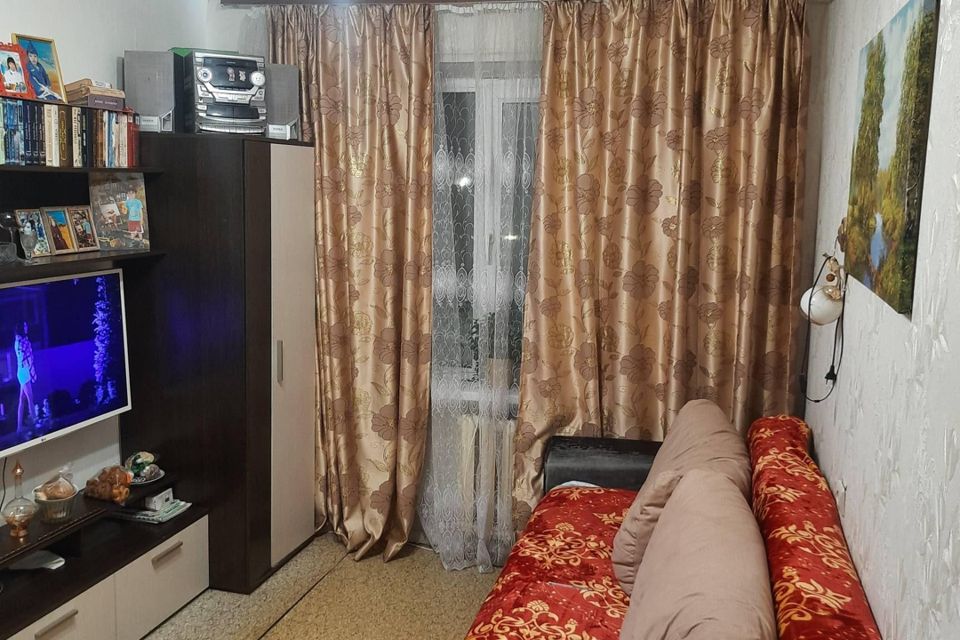 Продаётся 2-комнатная квартира, 42.4 м²