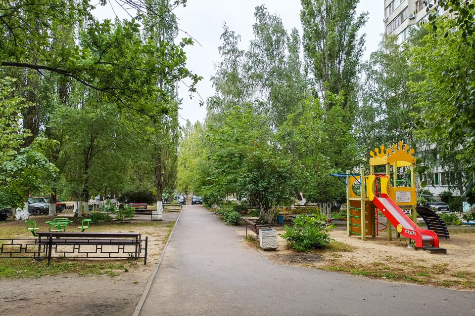 Продаётся 3-комнатная квартира, 64.4 м²