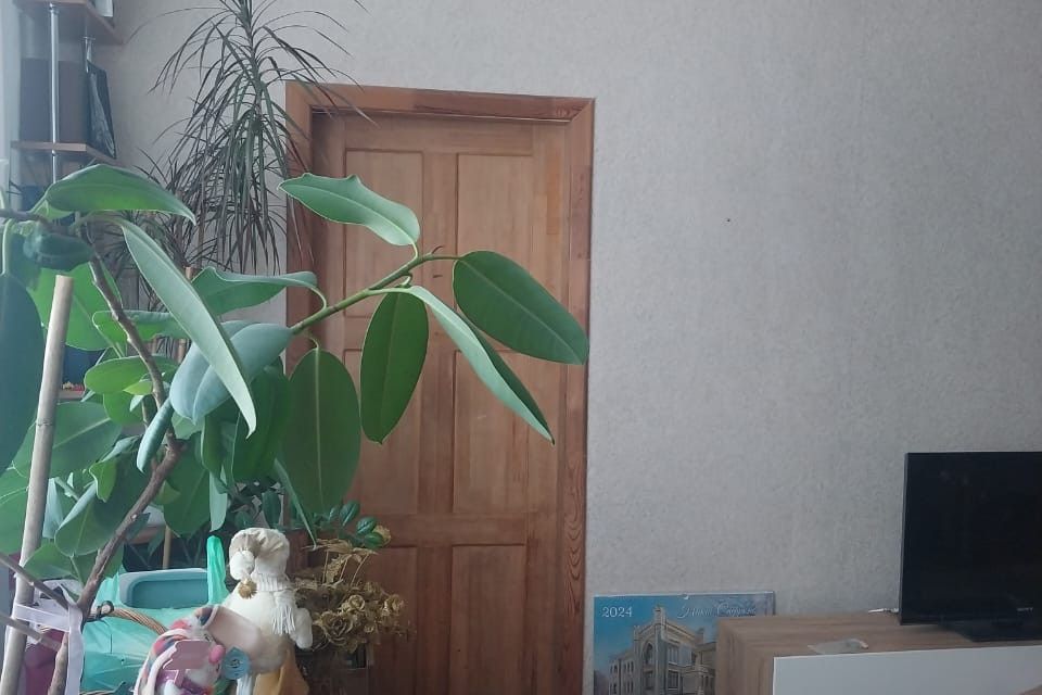 Продаётся 2-комнатная квартира, 42.3 м²