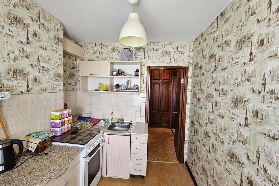 Продаётся 3-комнатная квартира, 52.9 м²