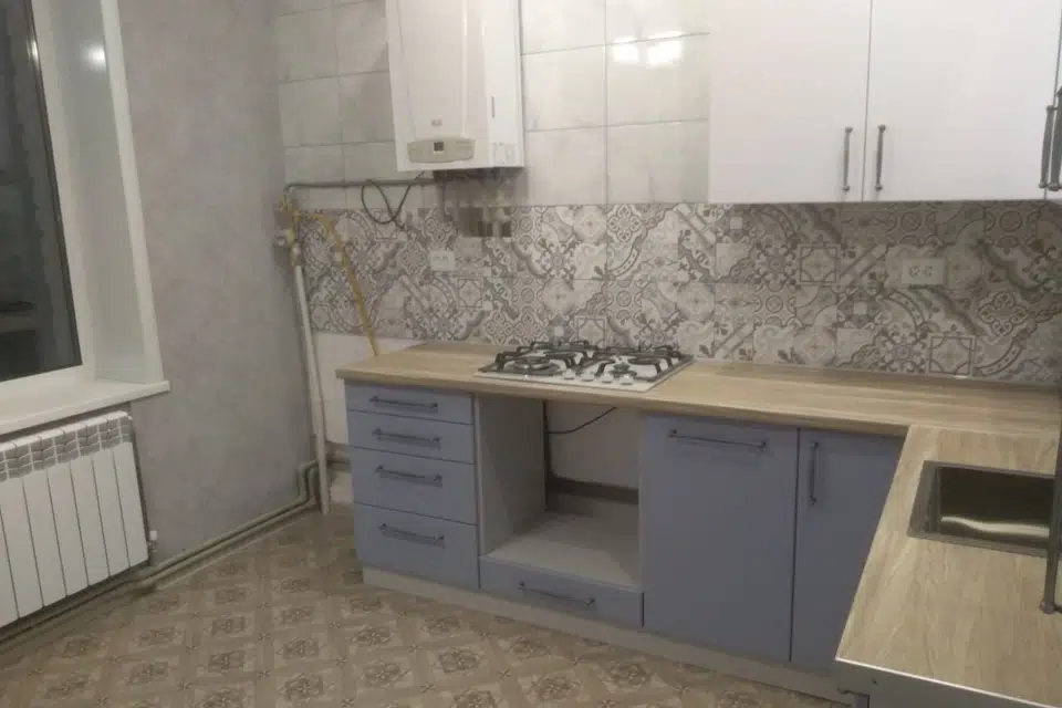 Продаётся 4-комнатная квартира, 70 м²