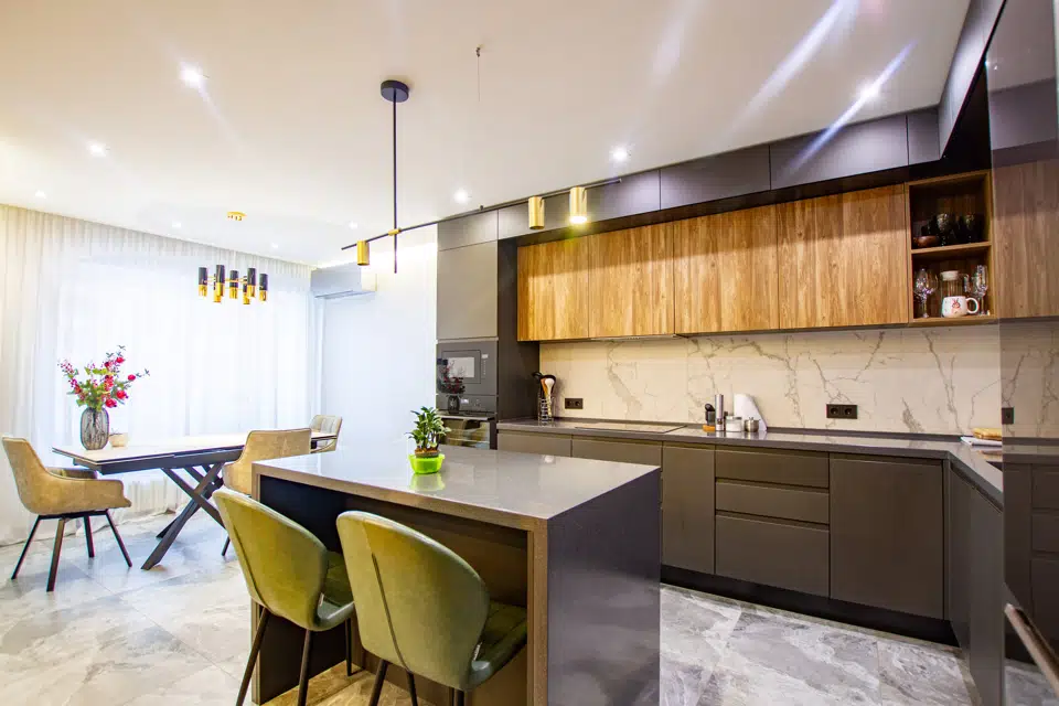 Продаётся 3-комнатная квартира, 93.7 м²